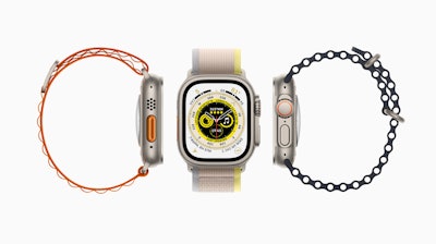 Apple Watch Ultra 3up Hero 220907