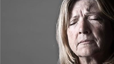 Feeling pain a year after a heart attack may predict mortality.
