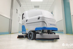 641840autofloorscrubberinhospital 2000pxen