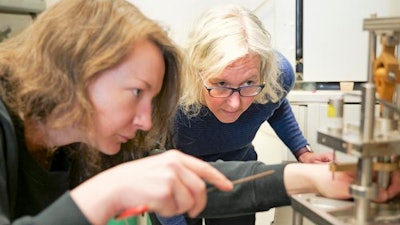 Stephanie Bryant, a researcher in the BioFrontiers Institute at the University of Colorado Boulder, will be receiving a substantial grant to find a possible cure for osteoarthritis works with Graduate Research Assistant Laurel Stefani, a Biomedical Engineering PhD major from Richardson, TX.