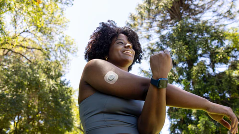Dexcom Design Dexcom G7 Now Connects Directly to Apple Watch in the U.S. | Medical ...