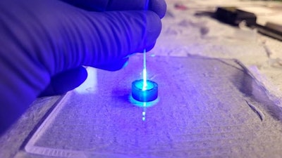 Researchers are developing a blood shunt with an inner diameter that expands when exposed to a blue light-emitting catheter, limiting the need for high-risk open-chest surgeries to replace the shunt in growing children.