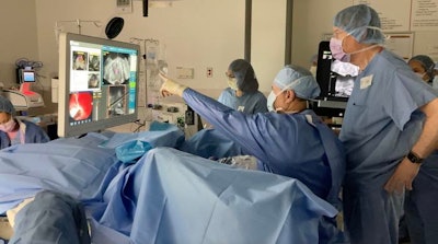 Andre Abreu, MD, a Keck Medicine of USC urologist, performs a procedure using steam to destroy prostate cancer as part of a clinical trial to determine if a water vapor system is a safe and effective treatment for prostate cancer.