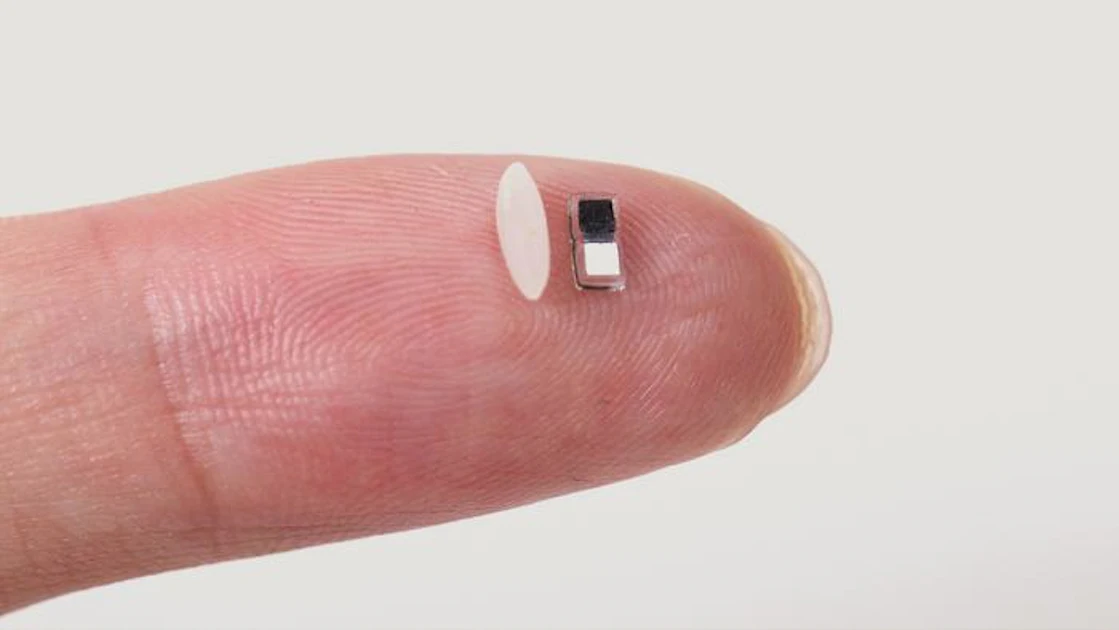 New Pacemaker Designs World’s Smallest Pacemaker Can Be Inserted with a Syringe | Medical ...