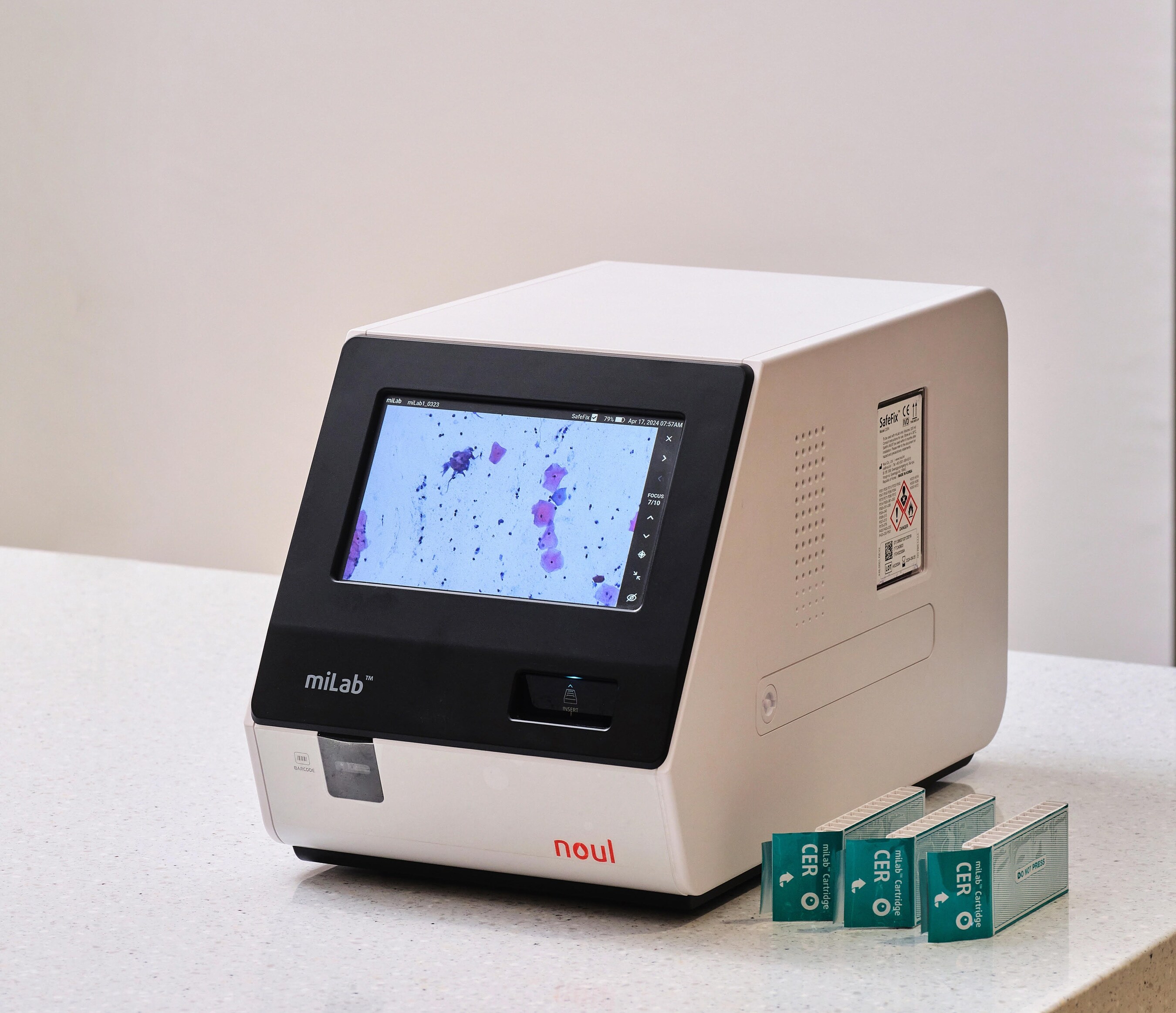 Photo Noul S Mi Lab Platform With Cervical Cancer Diagnostic Cartridges Mi Lab Cartridge Cer