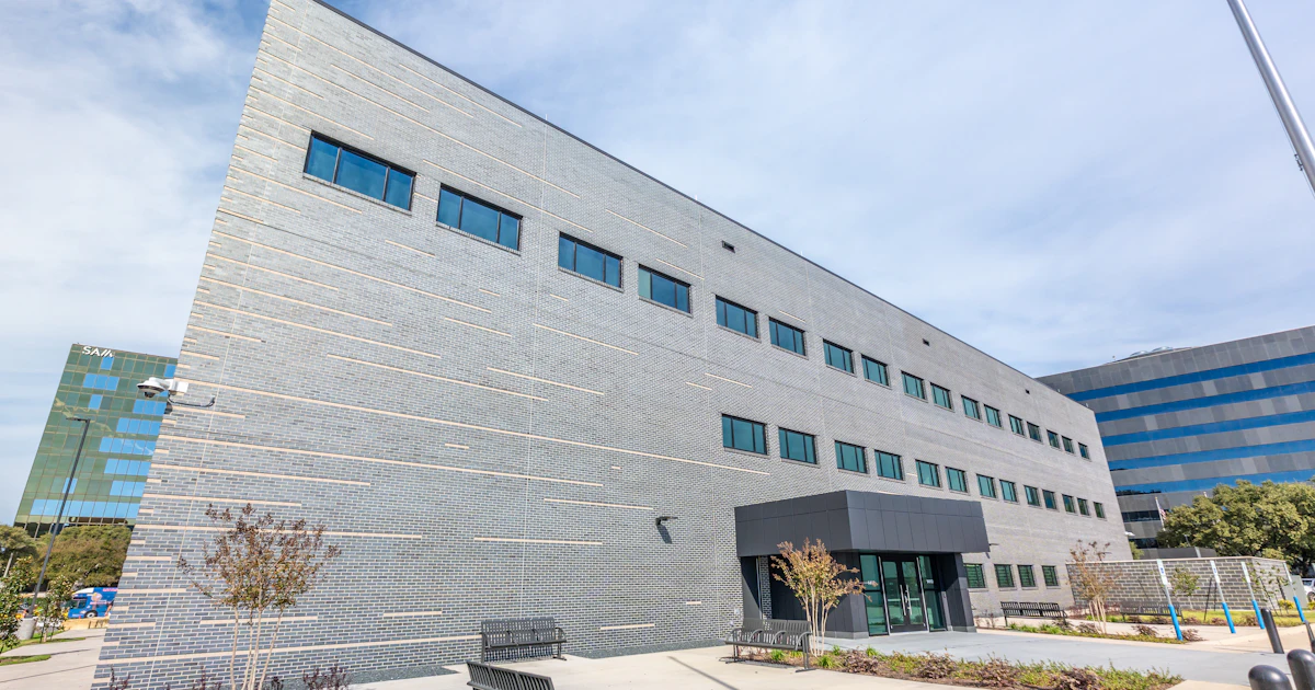 Dallas County Opens $52 Million BSL-3 Public Health Laboratory ...