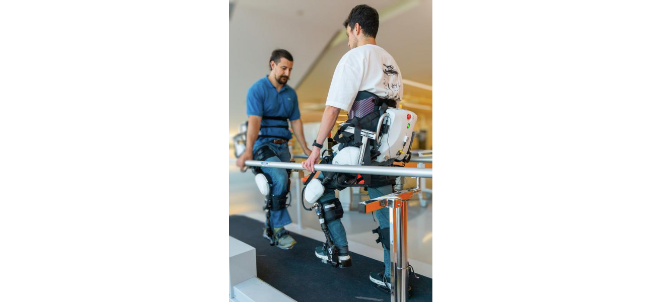 A first-of-its kind study led by scientists from Shirley Ryan AbilityLab and Northwestern University utilized lower-limb exoskeletons to facilitate virtual therapist-patient interaction during functional tasks.